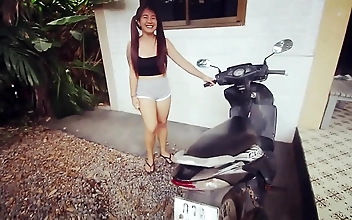JAV Thicc ass Asian girl next door gets her Honda scooter fixed by black dude in Part 1