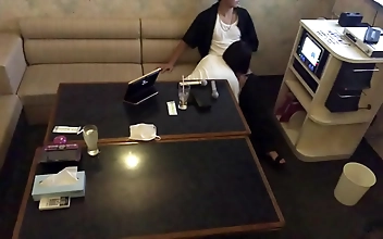 Getting Hot and Bothered at Karaoke: A Luscious Couple s Steamy Sex Session